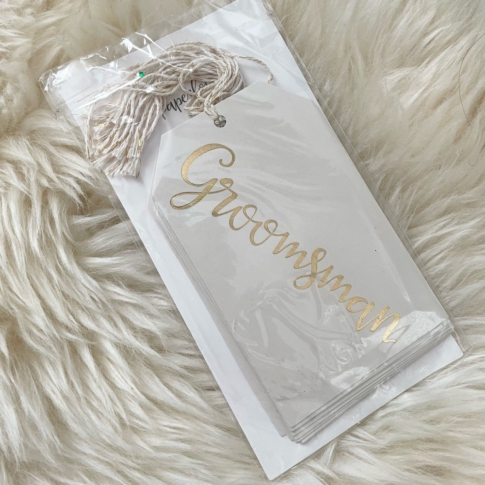 ✨NWOT✨ Wedding Party Gift Tags!